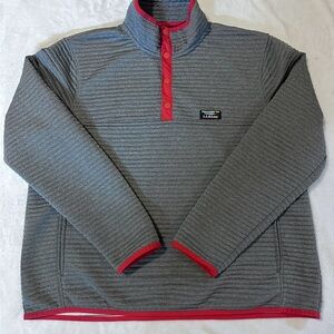 L.L.Bean Men’s XL Gray and Red Airlight Knit Pullover with Logo